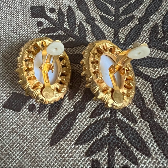 VINTAGE Antique Pearl & Diamond Clip-On Earrings - Picture 6 of 6